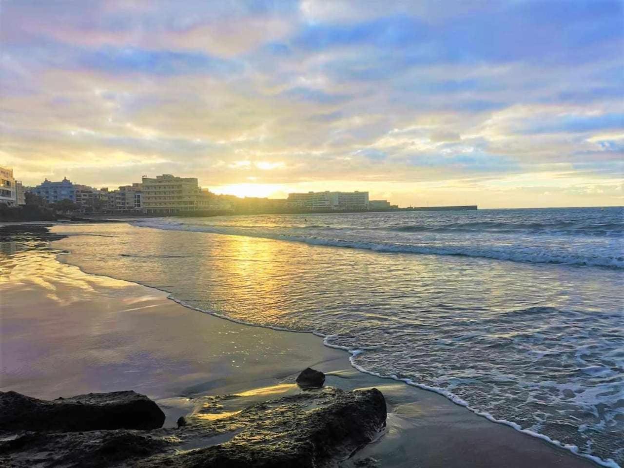 Apartamento Rentenerife Sand & Sea El Medano Bagian luar foto